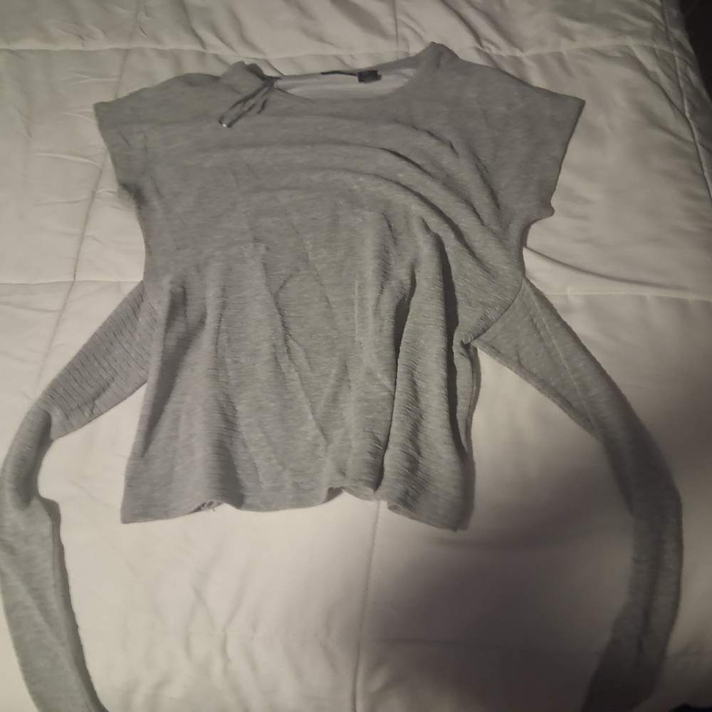 Tahari Heather Gray Knit Top